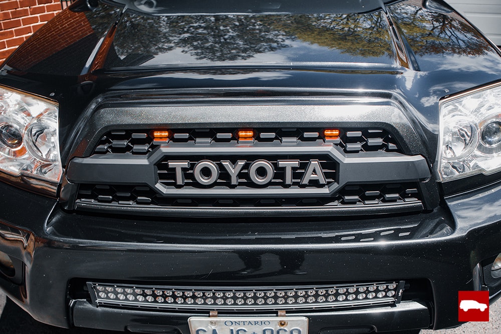What Are Raptor Lights? Why People Put Them On Toyotas: